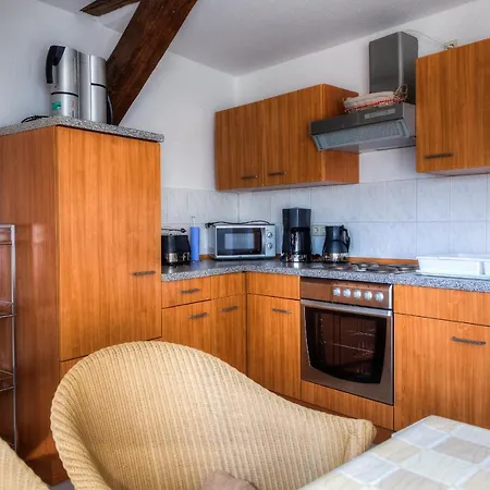 Apartamento Gaestehaus Zum Baer